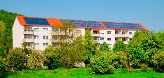 immeuble avec toiture photovoltaique