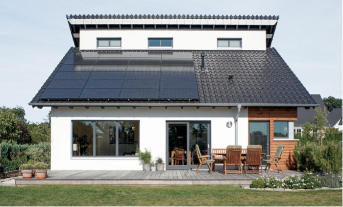 PAC panneaux solaires maison